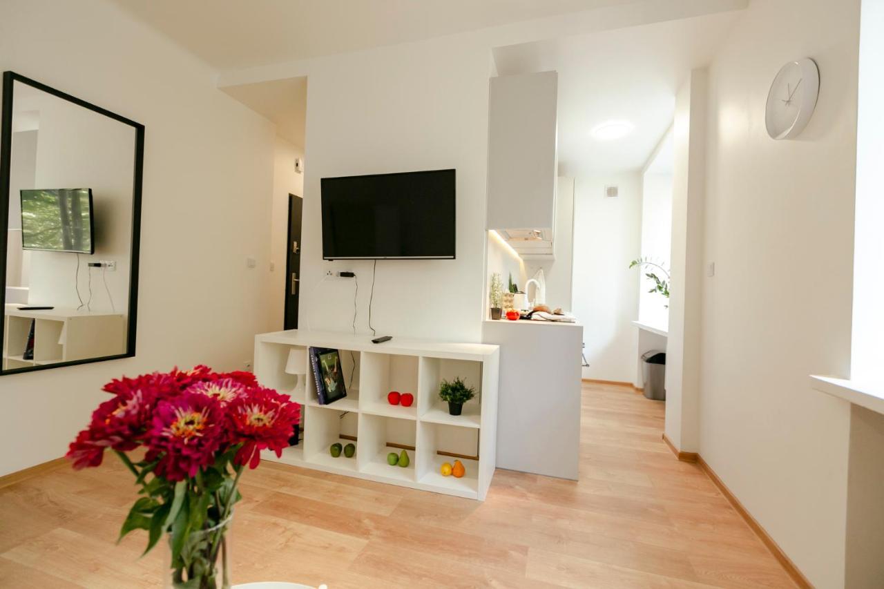 Jana Pawla II 36 - Bezplatny Podziemny Garaz - Free Parking - W Pelni Wyposazone Studio - Better Rental Warschau Buitenkant foto